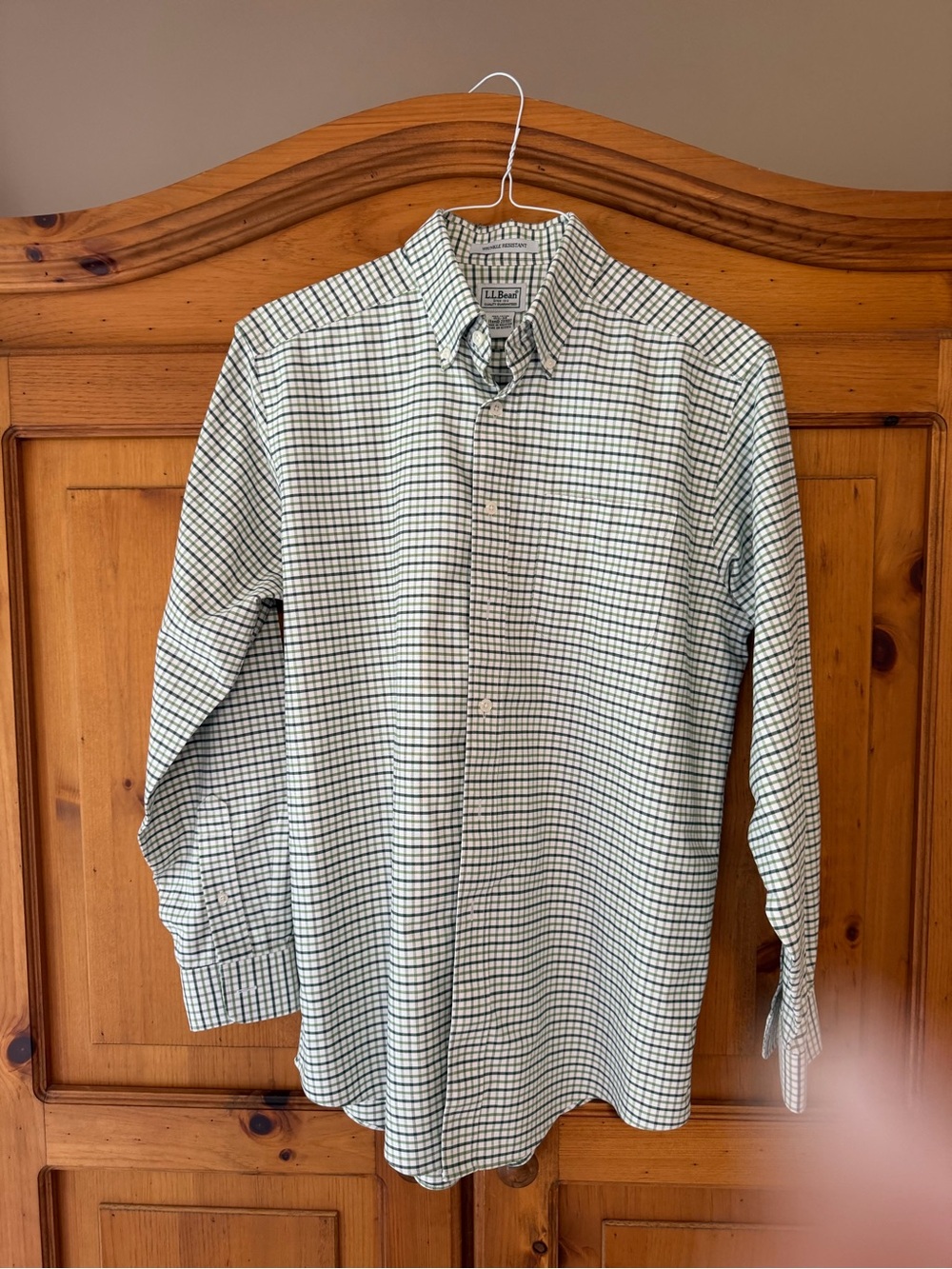 L.L. Bean Men's White and Green Checked Button-Down Shirt NWOT